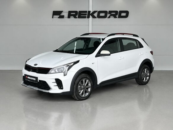 2021 Kia Rio X IV Рестайлинг, белый - вид 2