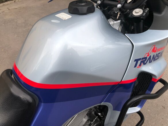 2000 Honda XL600V Transalp, серебристый - вид 23