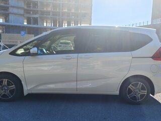 2019 Honda Freed+ II, белый, 1750000 рублей, вид 5