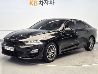 2022 Kia K5 III, чёрный, 1870000 рублей, вид 1