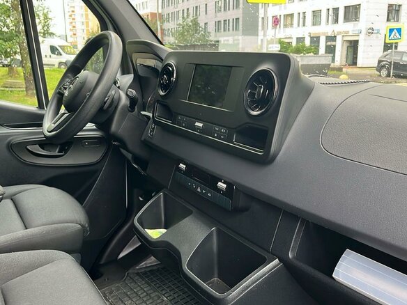 2021 Mercedes-Benz Sprinter, белый, 4990000 рублей - вид 8