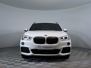2019 BMW X1 20i xDrive II (F48), белый, 2730000 рублей, вид 2
