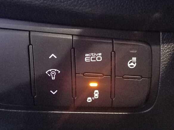2016 Kia Ceed II Рестайлинг, серебристый, 2000000 рублей - вид 18