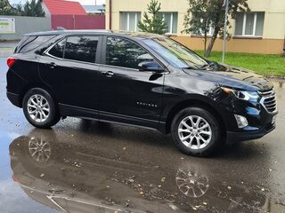 2020 Chevrolet Equinox III, чёрный, 1895000 рублей, вид 3