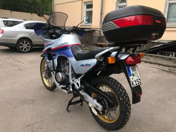 2000 Honda XL600V Transalp, серебристый - вид 3