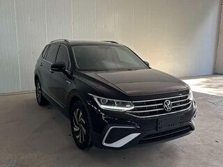 2022 Volkswagen Tiguan L II Рестайлинг (China Market), бежевый, 2580000 рублей, вид 2