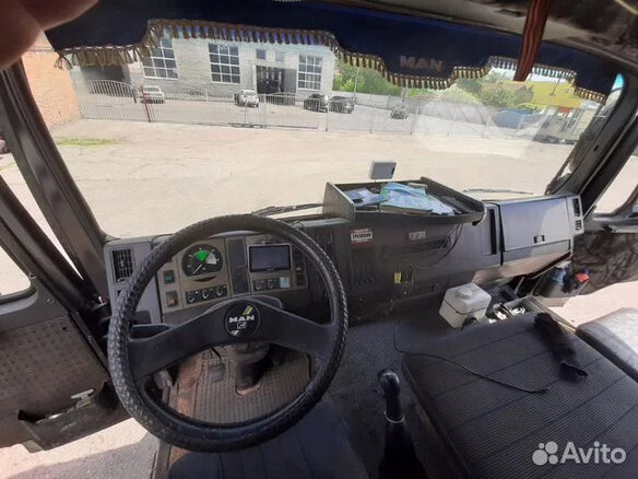 1994 MAN 19, чёрный, 4950000 рублей - вид 4