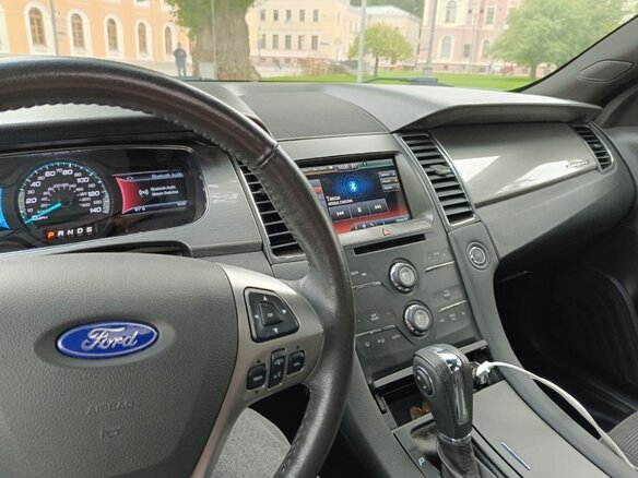 2014 Ford Taurus VI Рестайлинг, коричневый, 1850000 рублей - вид 5