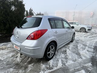 2010 Nissan Tiida I Рестайлинг, серебристый, 750000 рублей, вид 3