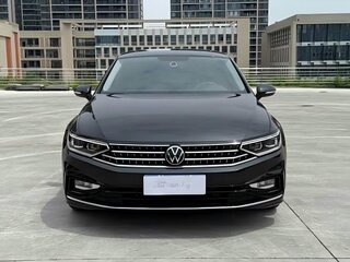 2023 Volkswagen Magotan B8 Рестайлинг, чёрный, 2050000 рублей, вид 2