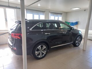 2018 Kia Sorento III Prime Рестайлинг, коричневый, 2700000 рублей, вид 4