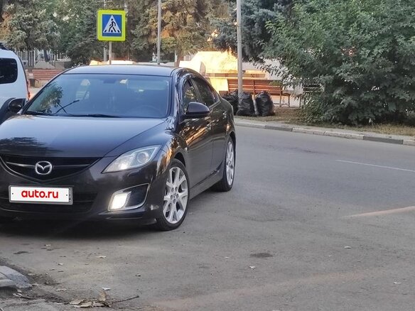 2008 Mazda 6 II (GH), пурпурный, 870000 рублей - вид 2