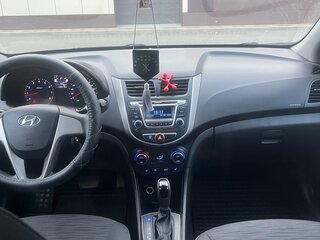 2016 Hyundai Solaris I Рестайлинг, белый, 1250000 рублей, вид 4
