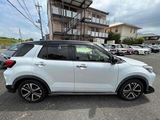 2019 Daihatsu Rocky A200, белый, 1098000 рублей, вид 3