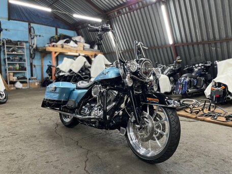 2007 Harley-Davidson Road King, голубой, 999999 рублей, вид 5