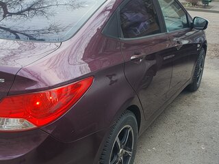 2011 Hyundai Solaris I, фиолетовый, 950000 рублей, вид 3