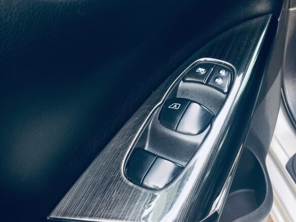 2015 Nissan Sentra VII (B17), серебристый, 1180000 рублей - вид 14