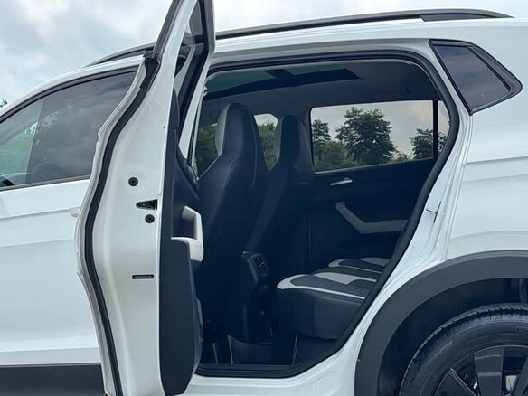 2026 Volkswagen Tharu XR, белый, 1799999 рублей - вид 7
