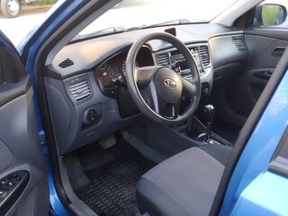 2010 Kia Rio II Рестайлинг, синий, 650000 рублей, вид 4