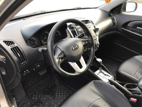 2011 Kia Ceed I Рестайлинг, золотистый, 1050000 рублей - вид 9