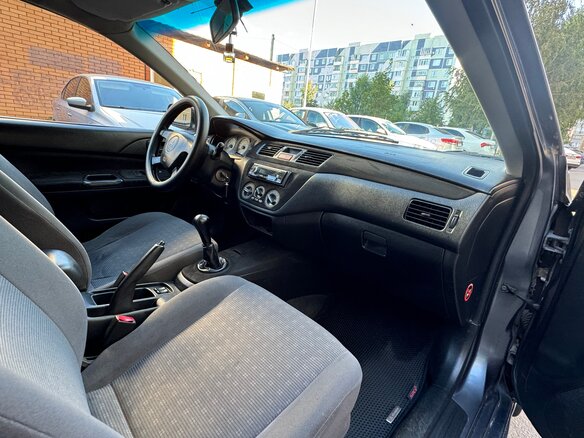 2004 Mitsubishi Lancer IX, серый, 380000 рублей - вид 6