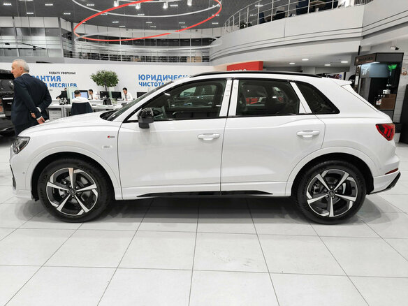 2026 Audi Q3 TFSI III (FJ), белый, 4050000 рублей - вид 7