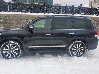 2018 Toyota Land Cruiser 200 Series Рестайлинг 2, чёрный, 7850000 рублей, вид 5
