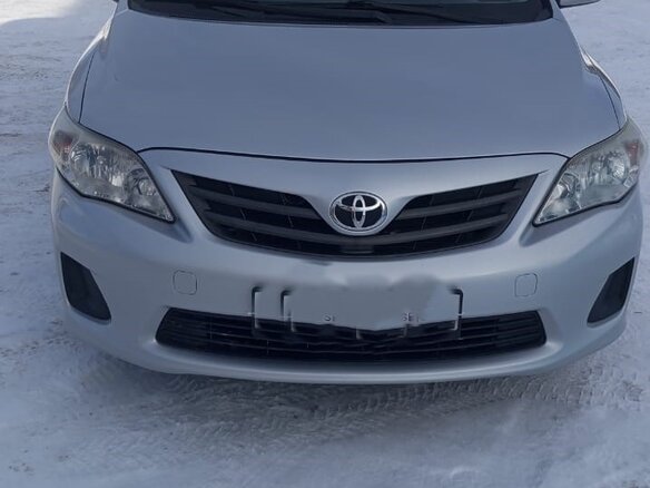 2012 Toyota Corolla X (E140, E150) Рестайлинг, серебристый, 1350000 рублей - вид 1