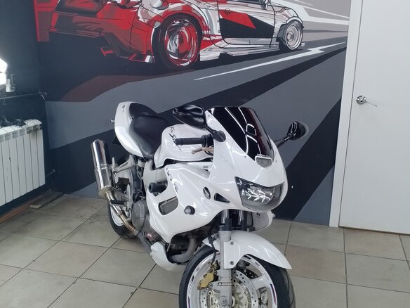 1997 Honda VTR 1000, белый, 380000 рублей