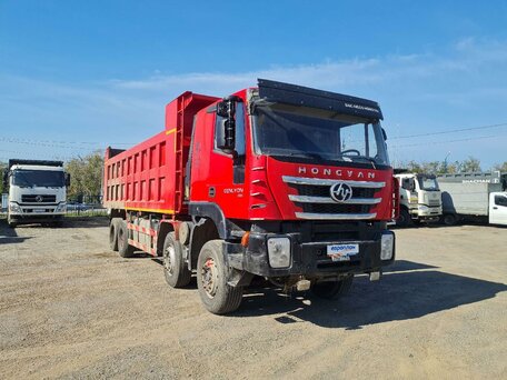 2022 IVECO-Hongyan 8x4 (CQ3406), красный, 2211000 рублей, вид 2