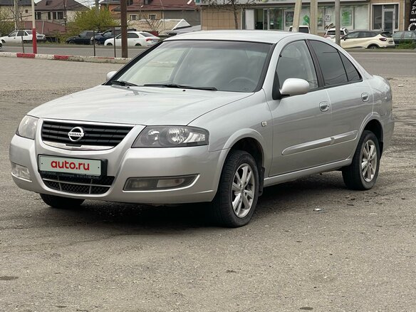 2012 Nissan Almera Classic I, серебристый, 800000 рублей