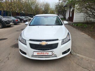 2012 Chevrolet Cruze I, белый, 700000 рублей, вид 2