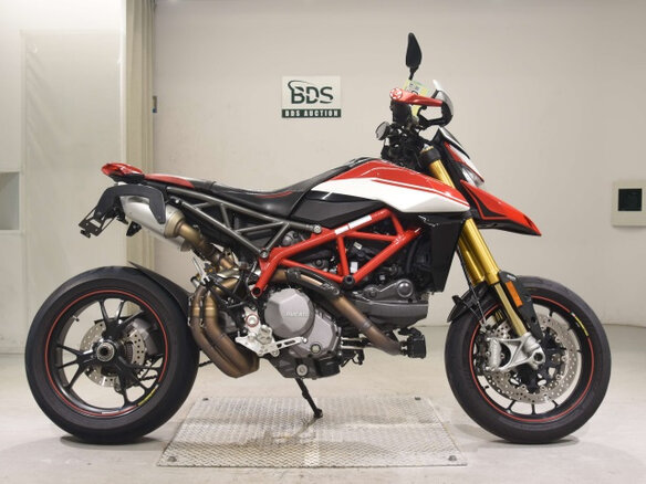 2020 Ducati Hypermotard, белый, 900000 рублей
