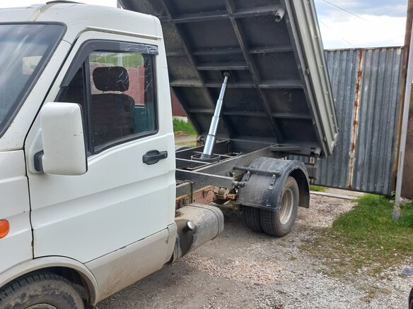 2006 Iveco Daily, белый, 1200000 рублей - вид 7