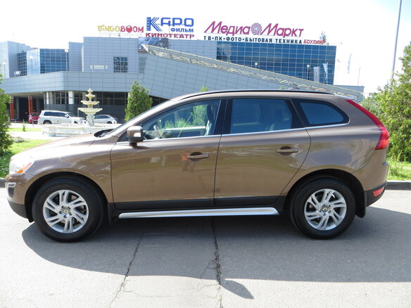 2012 Volvo XC60 I, коричневый - вид 12