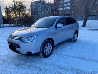 2012 Mitsubishi Outlander III, серебристый, 2200000 рублей, вид 1