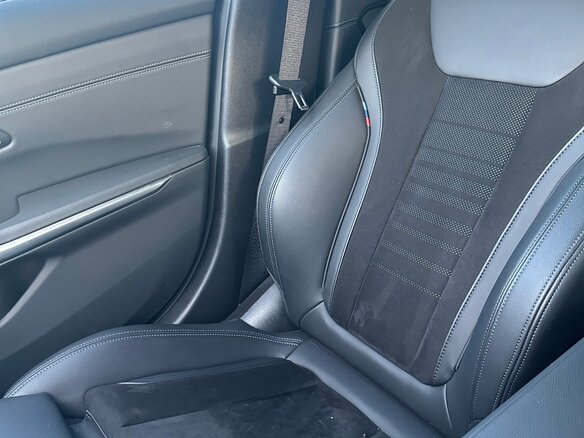2021 BMW 3 серии 320i xDrive VII (G2x), синий, 3300000 рублей - вид 17