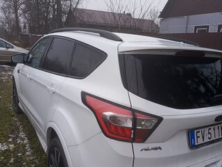 2019 Ford Kuga II Рестайлинг, белый, 1450000 рублей, вид 2