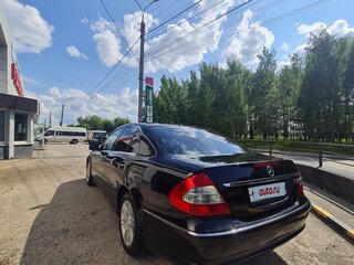 2008 Mercedes-Benz E-Класс 230 III (W211, S211) Рестайлинг, чёрный, 770550 рублей, вид 3