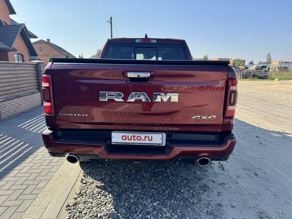 2020 Ram 1500 Crew Cab V, красный, 3500000 рублей - вид 24