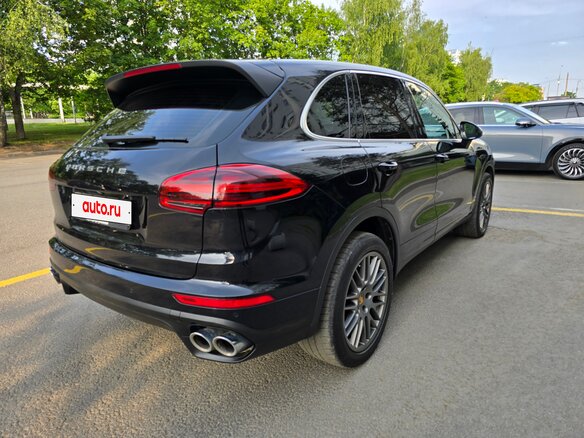 2016 Porsche Cayenne Diesel II Рестайлинг (958), чёрный, 3650000 рублей - вид 3