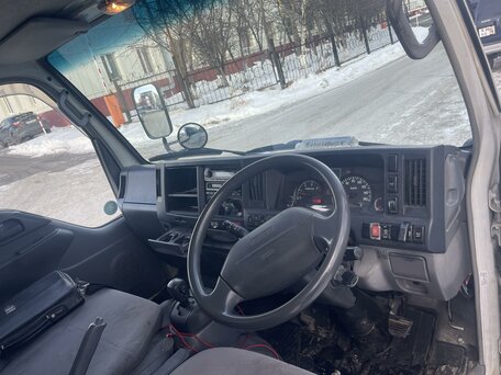2008 Isuzu Elf (N-series), белый, 2550000 рублей, вид 2