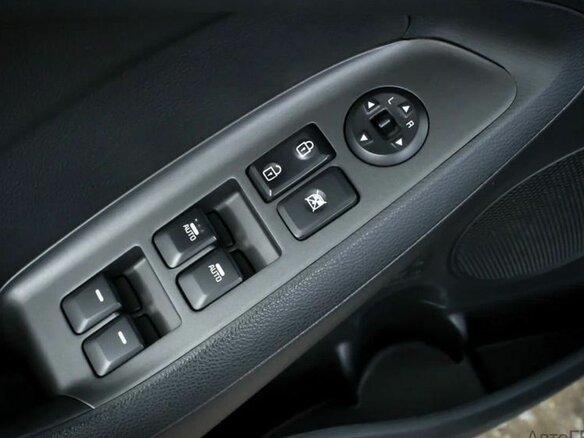 2014 Kia Cerato III, жёлтый, 1200000 рублей - вид 10
