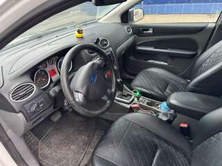 2011 Ford Focus II Рестайлинг, белый, 630000 рублей, вид 5