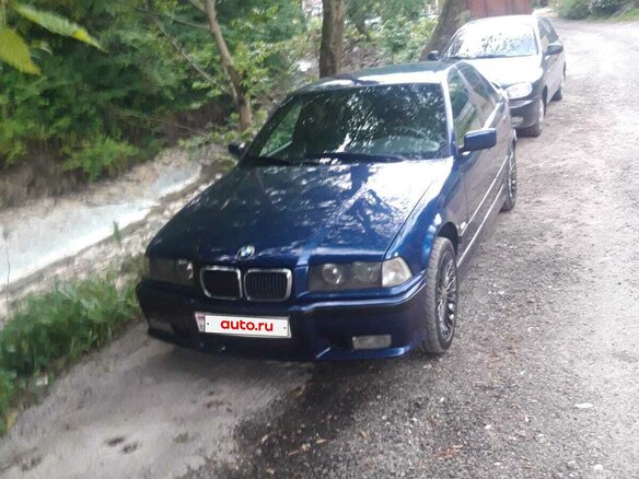 1997 BMW 3 серии 320i III (E36), синий, 500000 рублей - вид 3