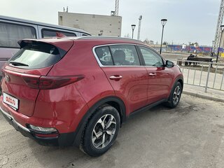 2018 Kia Sportage IV, красный, 2150000 рублей, вид 3