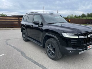 2022 Toyota Land Cruiser 300 Series, чёрный, 12700000 рублей, вид 3