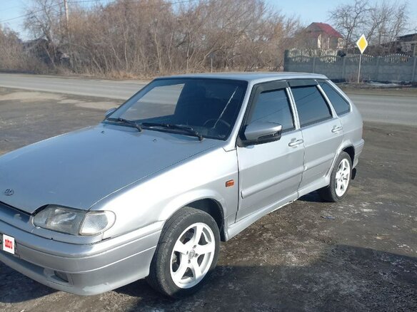 2011 Lada (ВАЗ) 2114, серебристый, 220000 рублей