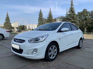 2014 Hyundai Solaris I, белый, 1105000 рублей, вид 1