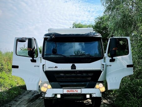 2012 Sinotruk Howo Прочие Кабины, белый, 3000000 рублей, вид 4